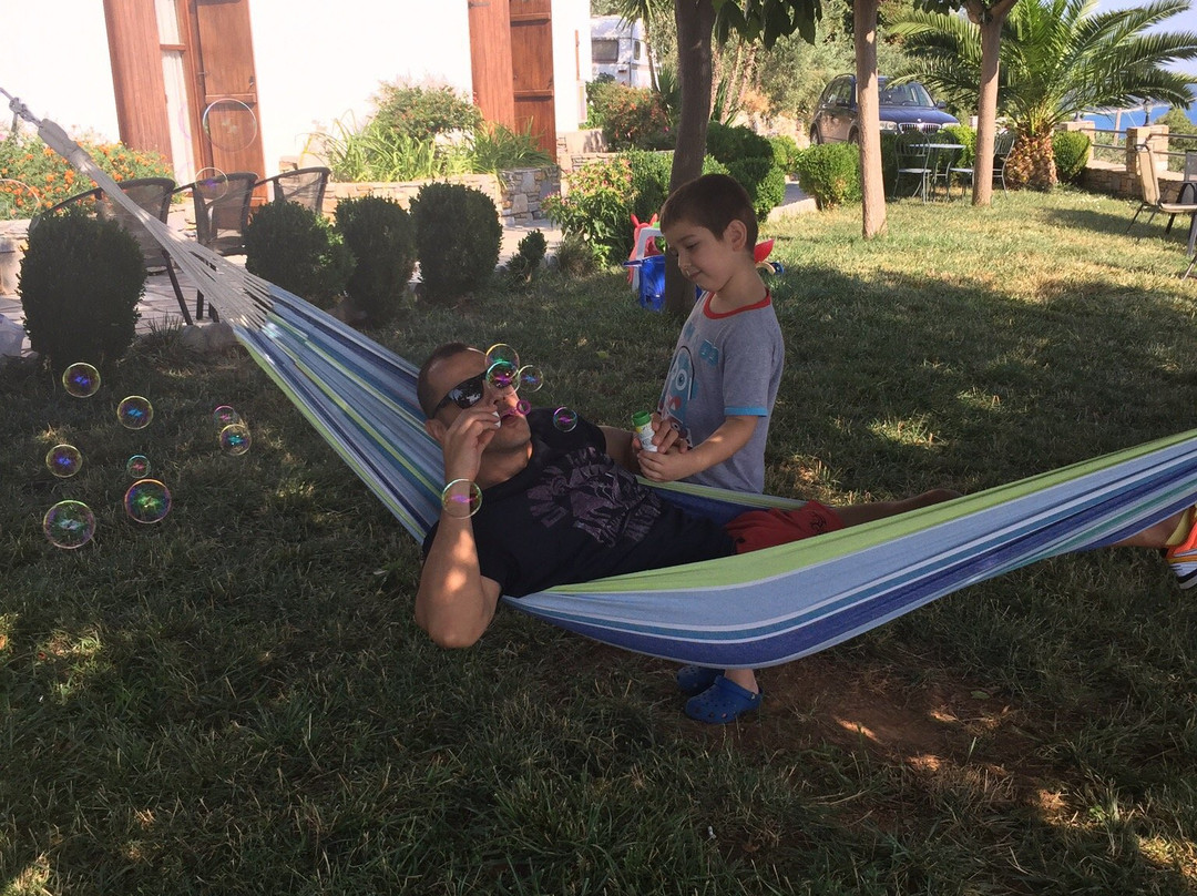 Enastron Guesthouse主图