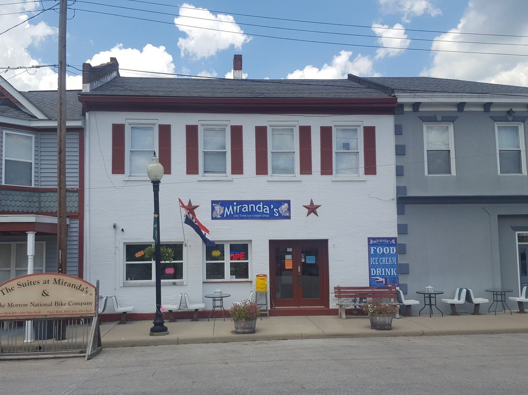 Pleasant Plain餐馆和美食-Miranda's Old Time Ice Cream