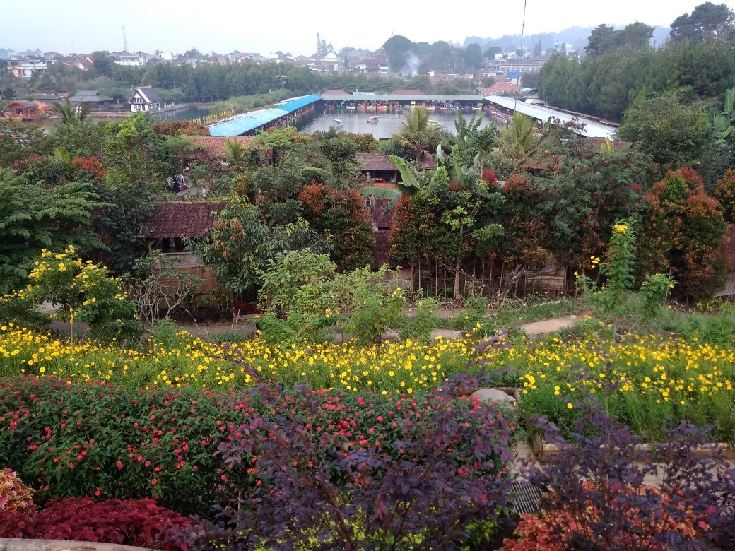 Rainbow Garden-连旺必去景点