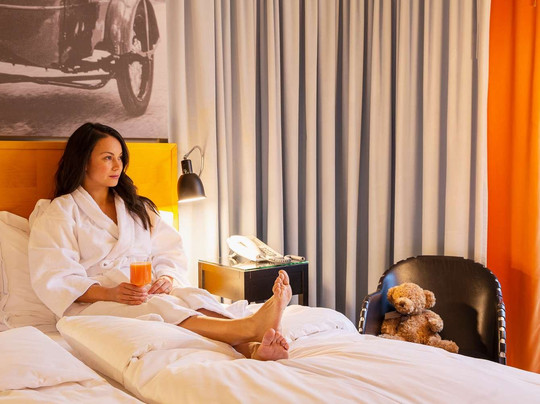 Senate Luxury Suites主图