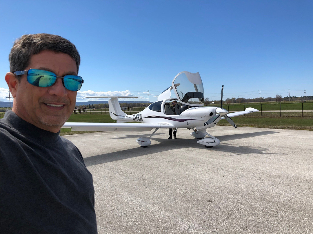 Genesis Flight Centre - Aerial Tours-Stayner必去景点