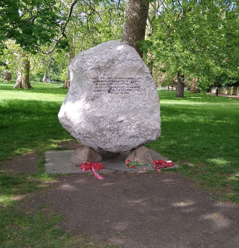 Norwegian War Memorial景点图片