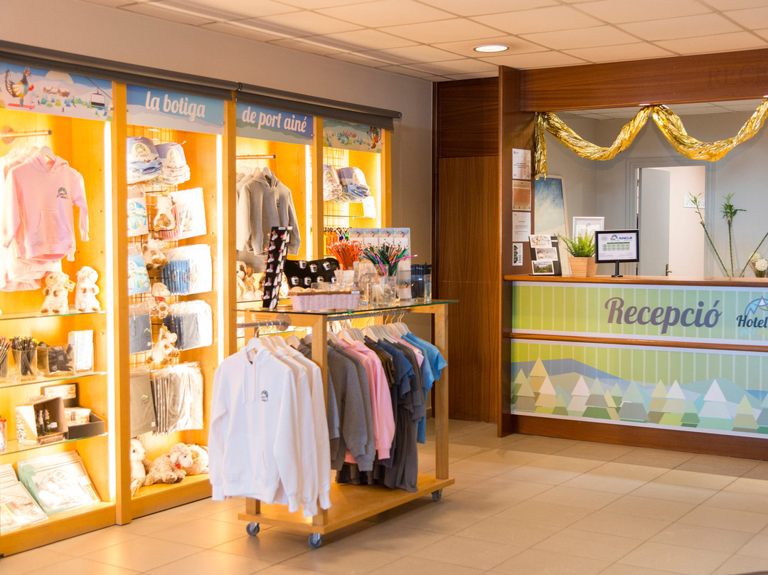 Port Aine 2000主图