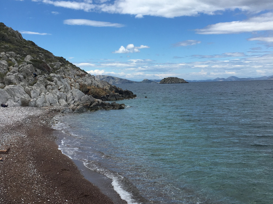 Mikro Kamini-Hydra必去景点