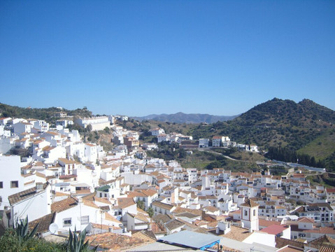 Castillo de Almogia Torre de la Vela-Almogia必去景点