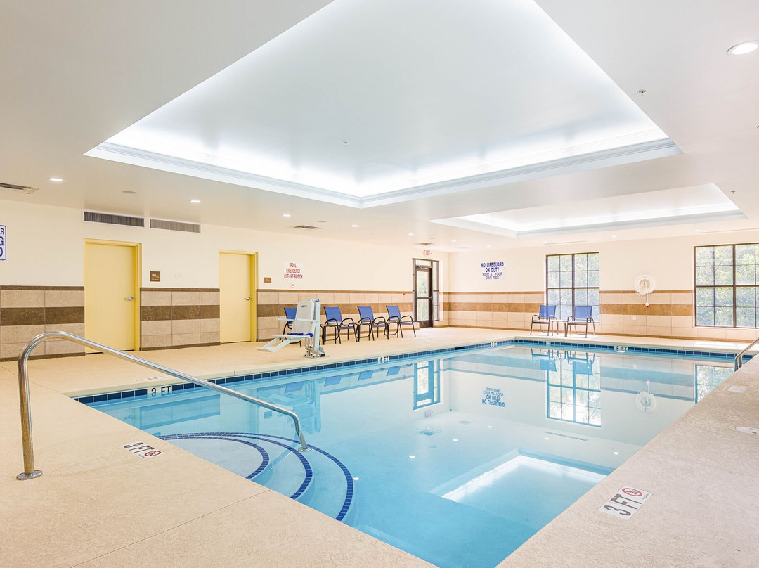 Comfort Suites主图