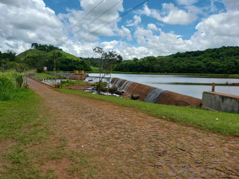 Salto do Apucaraninha景点图片