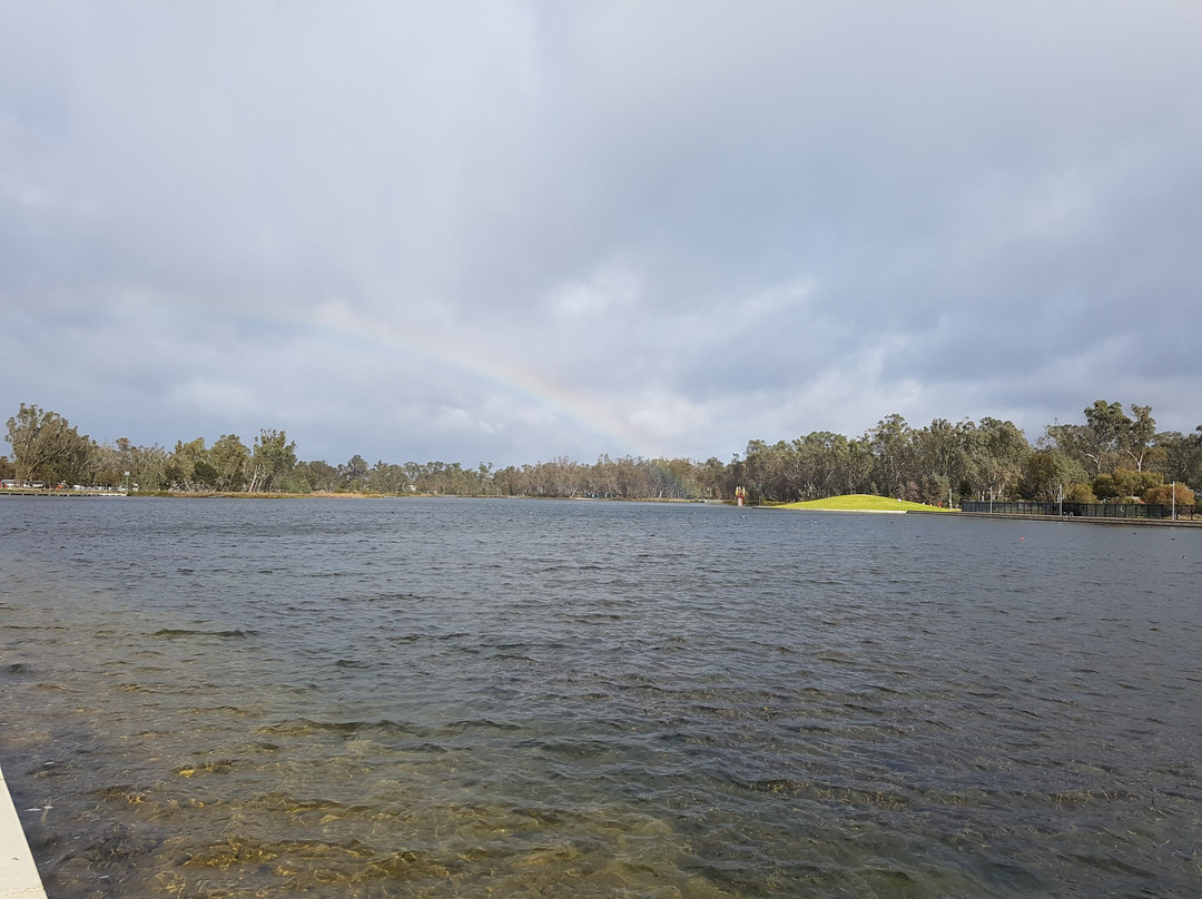 Victoria Park Lake景点图片