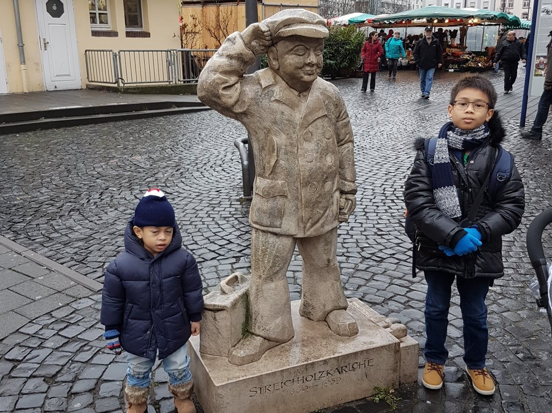 Wochenmarkt Offenbach-奥芬巴赫必去景点