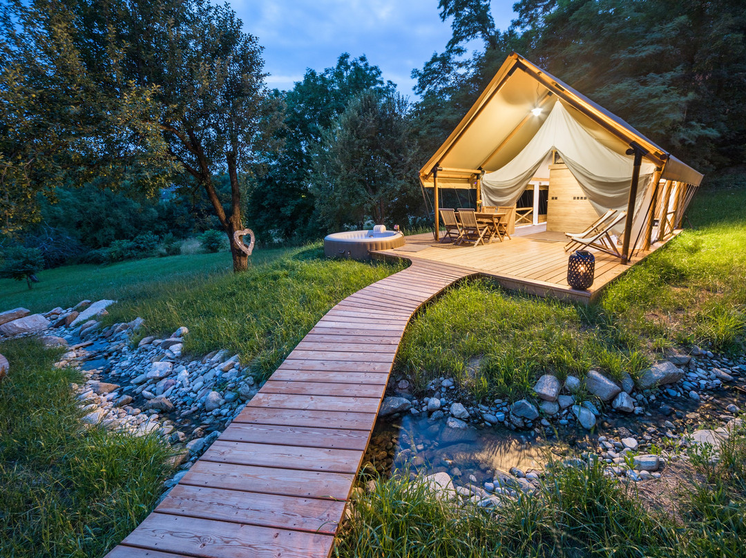 Chateau Ramsak Vineyard Glamping Resort