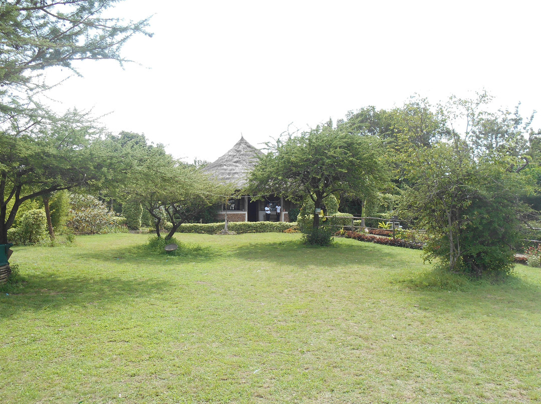 Fourteen Falls Lodge
