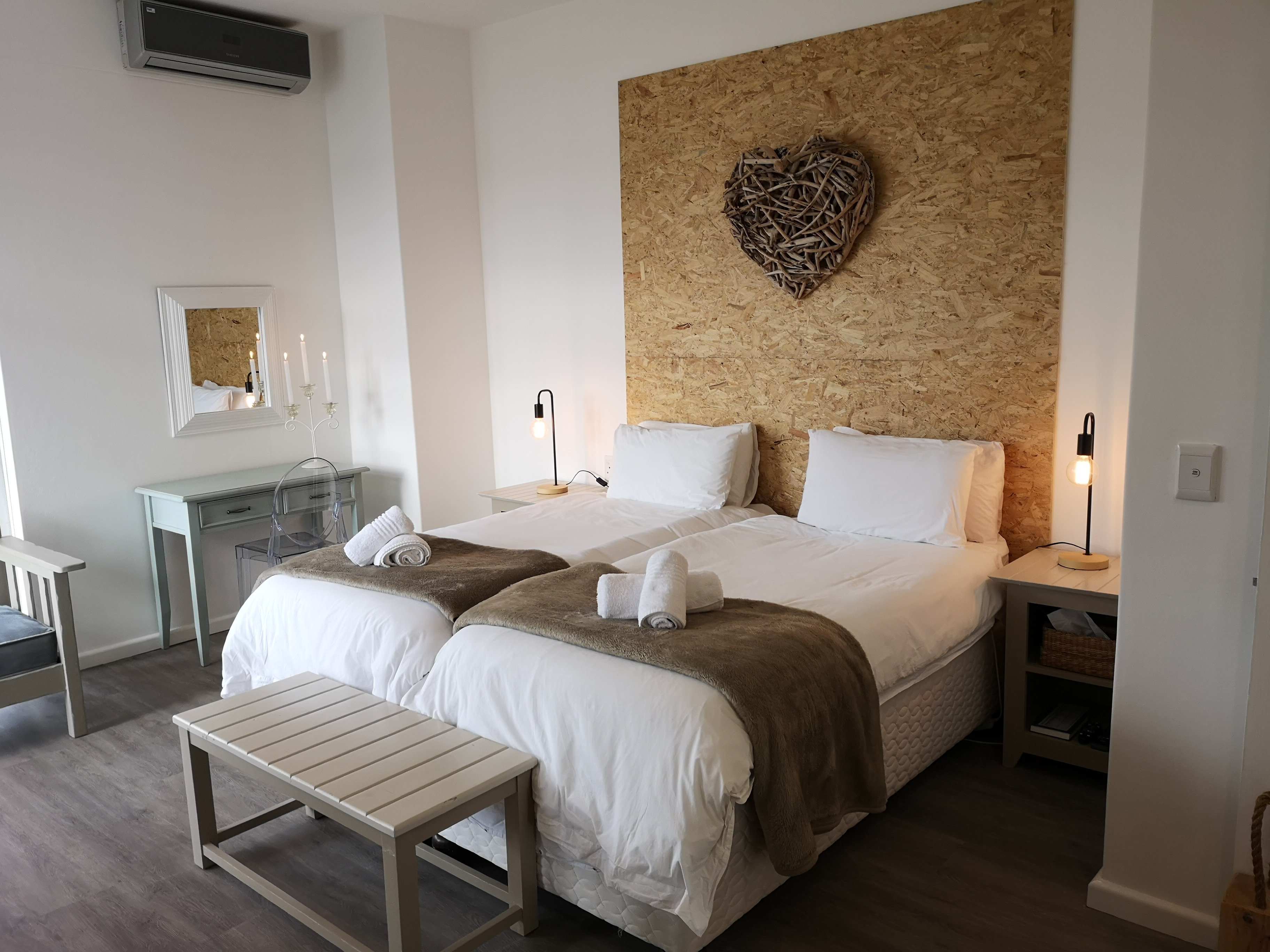 Sunshowers Beachfront Luxury Self Catering Accommodation-官方