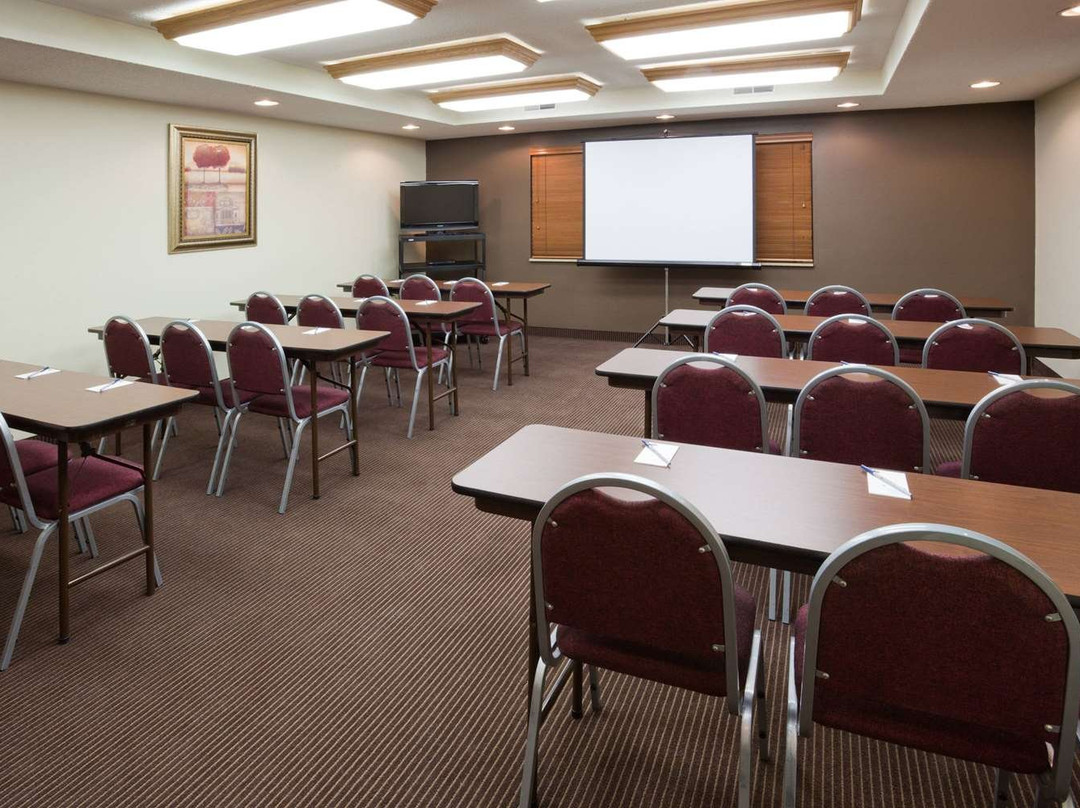 AmericInn by Wyndham Thief River Falls主图