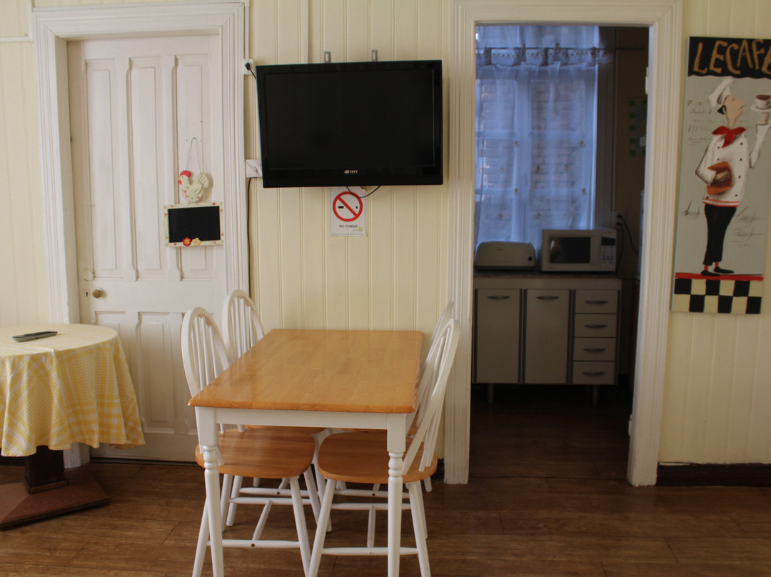 艾尼尔旅馆主图