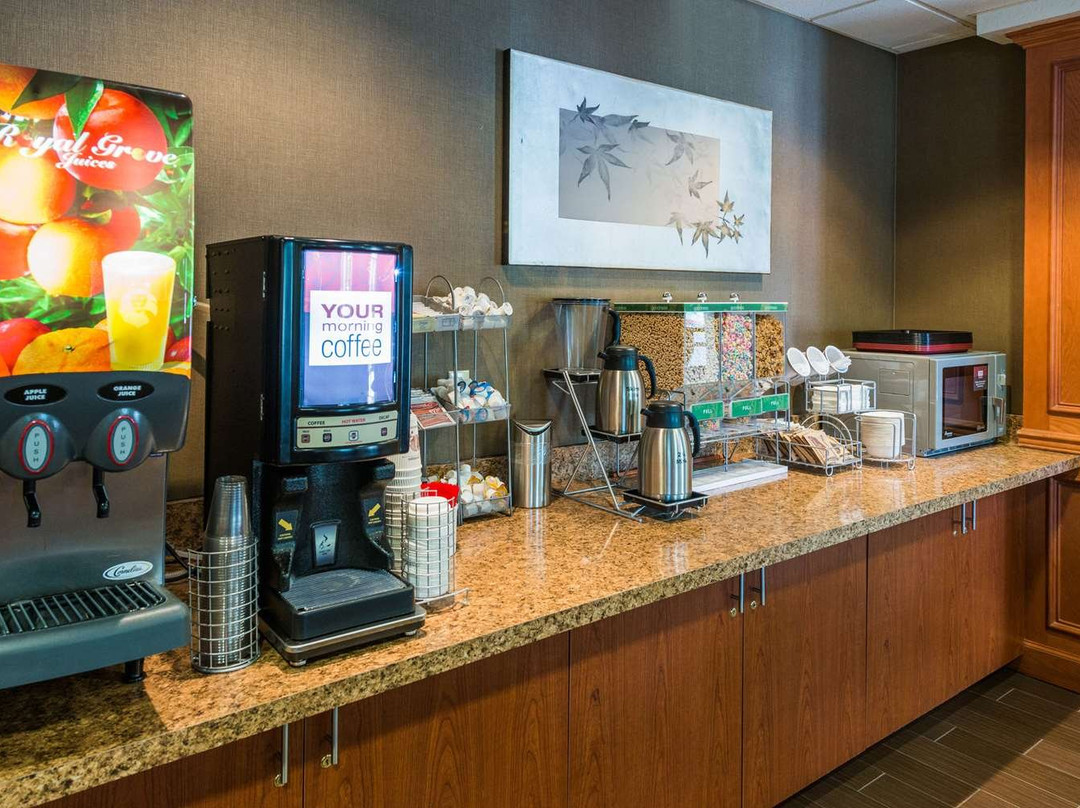 Comfort Suites Springfield RiverBend Medical主图