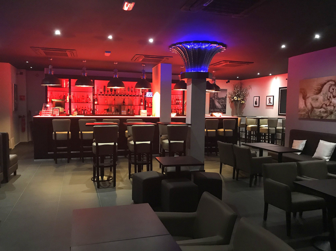 L’Olympe Bar-阿比让必去景点