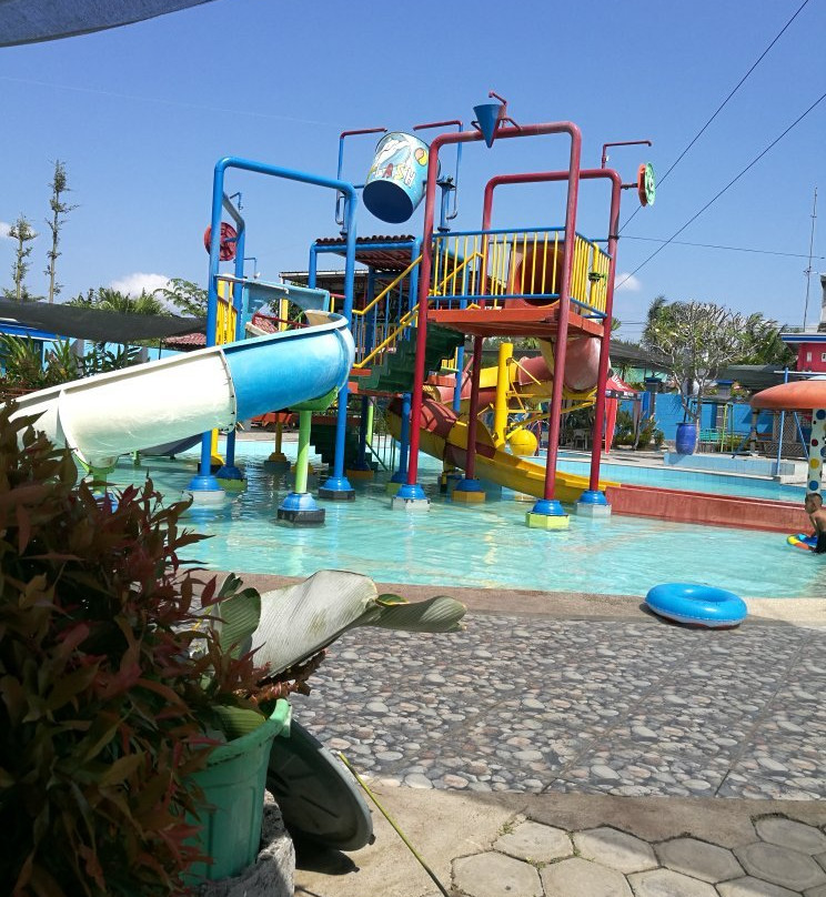 Splash Waterpark Tulungagung景点图片