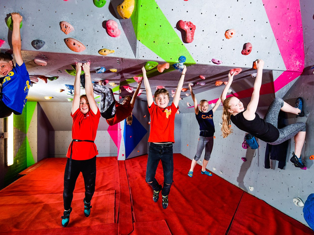 Boulders Indoor Climbing Centre景点图片