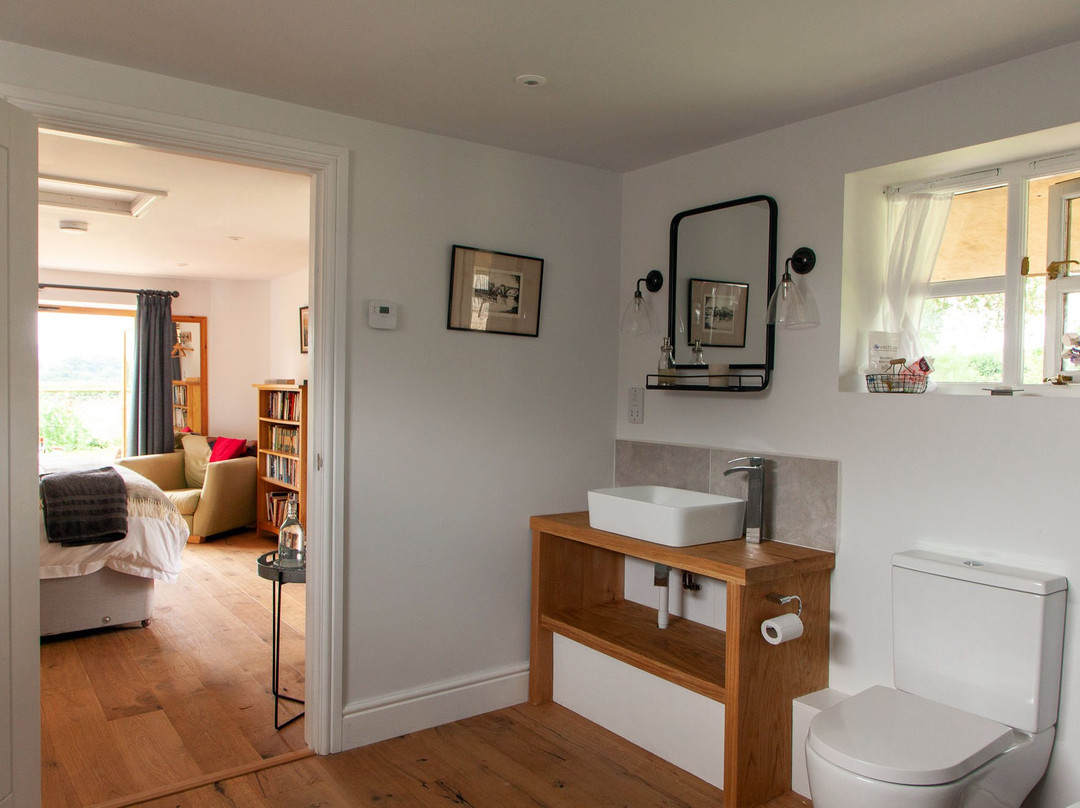 Newchester Farmhouse B&B主图