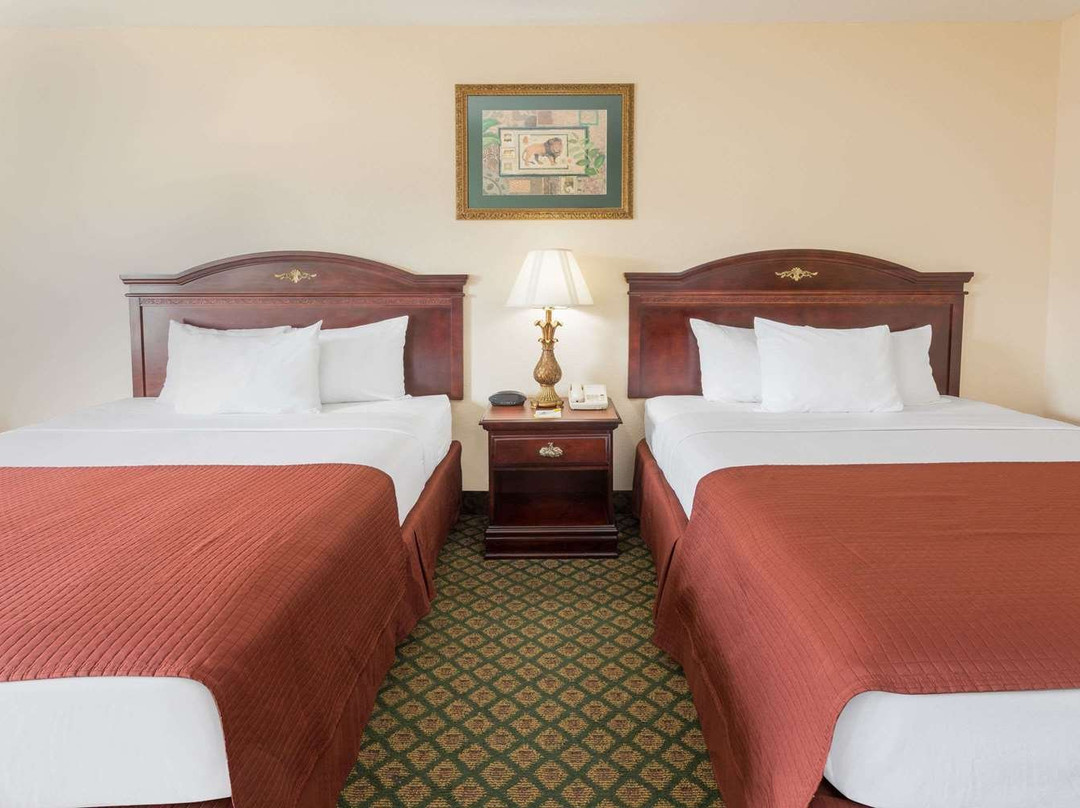 Days Inn & Suites by Wyndham Eunice主图