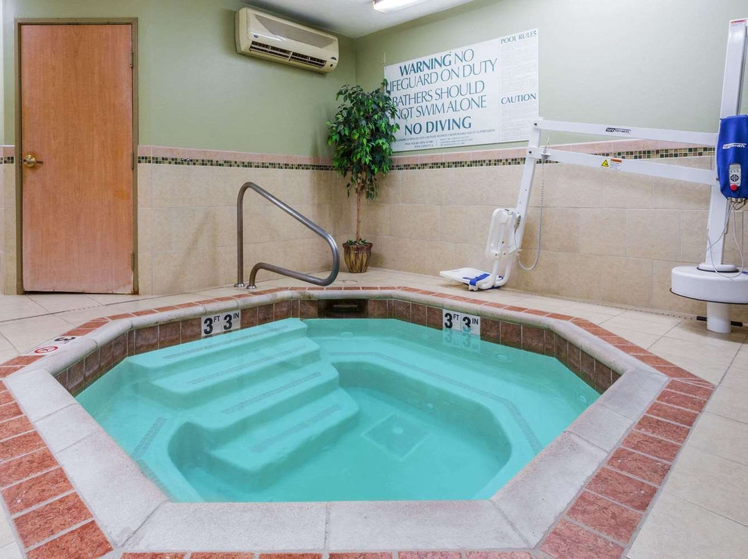 Royal Inn Midvale主图