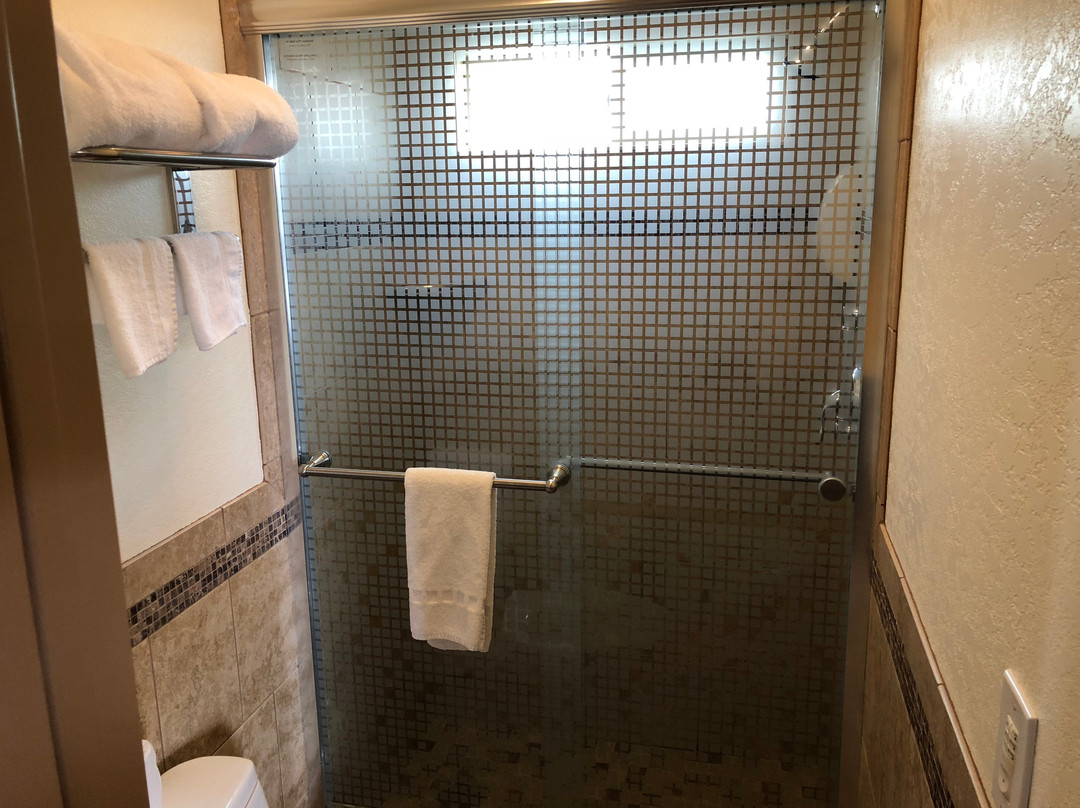 Topper's Motel主图