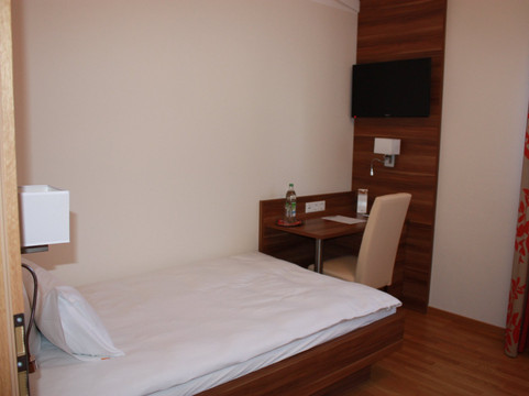 Boarding House Holledau Inn主图