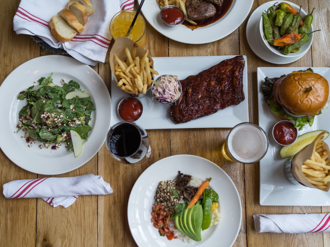 Gates Restaurant & Bar