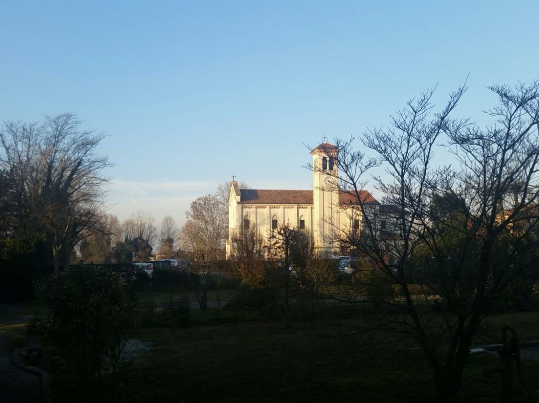 San Trovaso旅游景点-Chiesa di Sant'Angelo