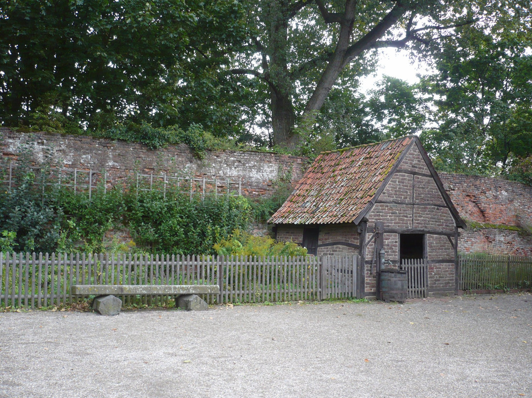 Jagd-Schloss und Burg Linn, in Krefeld.景点图片