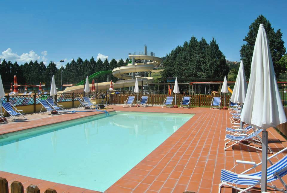 Nuoto Todi Acquapark-托迪必去景点