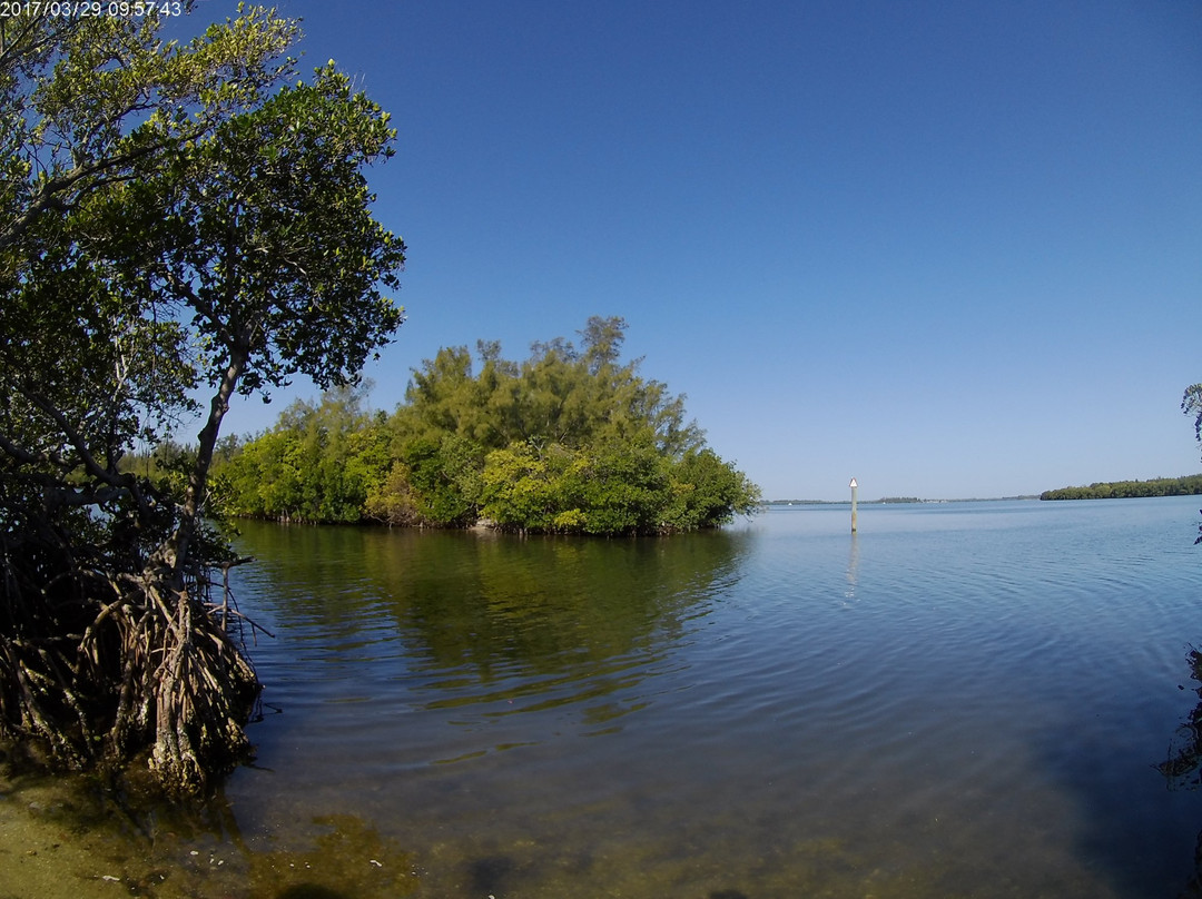 Round Island Beach Park景点图片