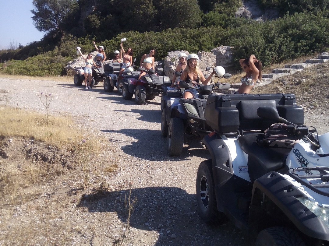 Dimitris Rent a Motorbike and mountain bikes-Kiotari必去景点
