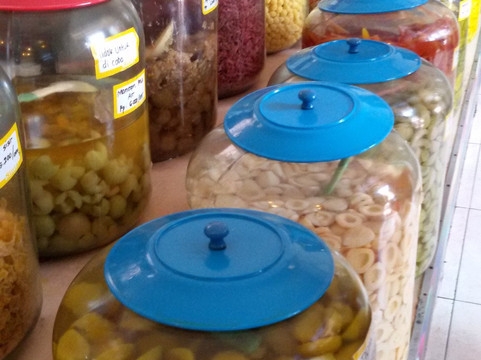 Toko Manisan Sinta-井里汶必去景点