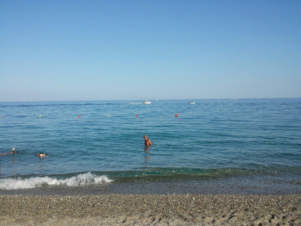 Spiaggia di Mazzeo景点图片