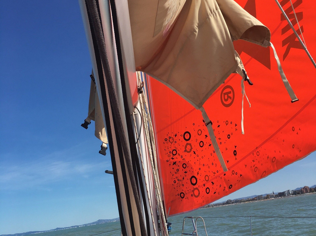Excalibur Sailing-里米尼必去景点