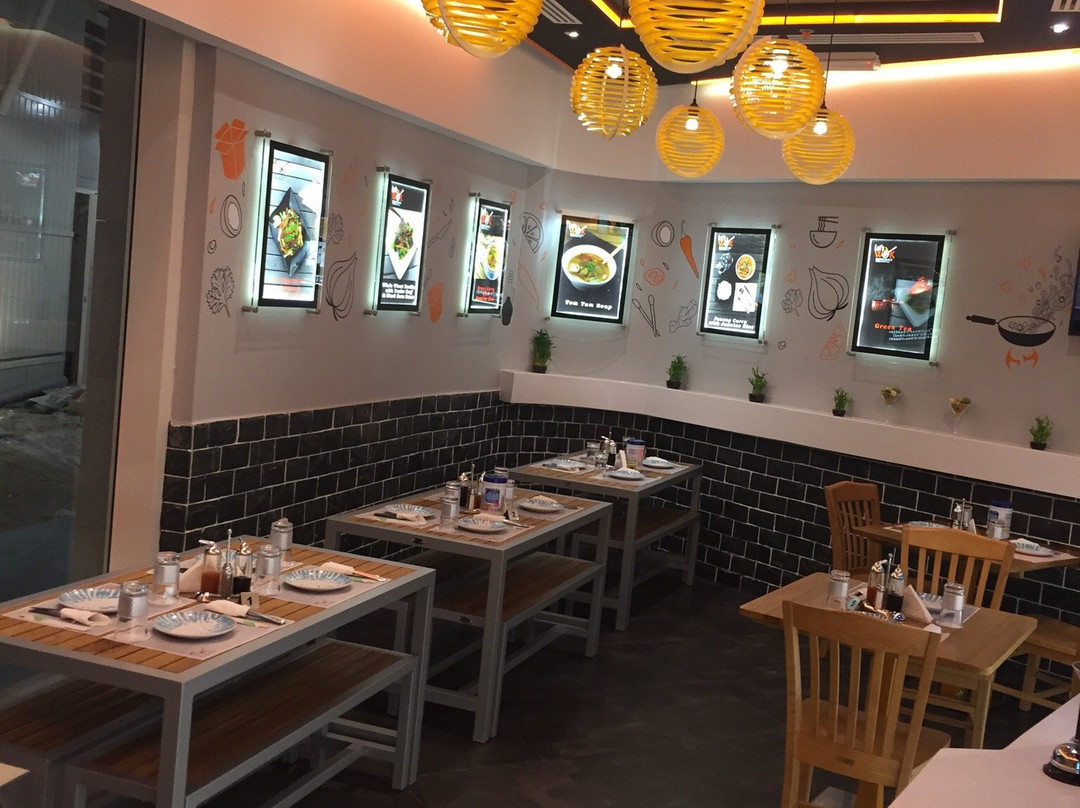 Let's Wok Restaurant