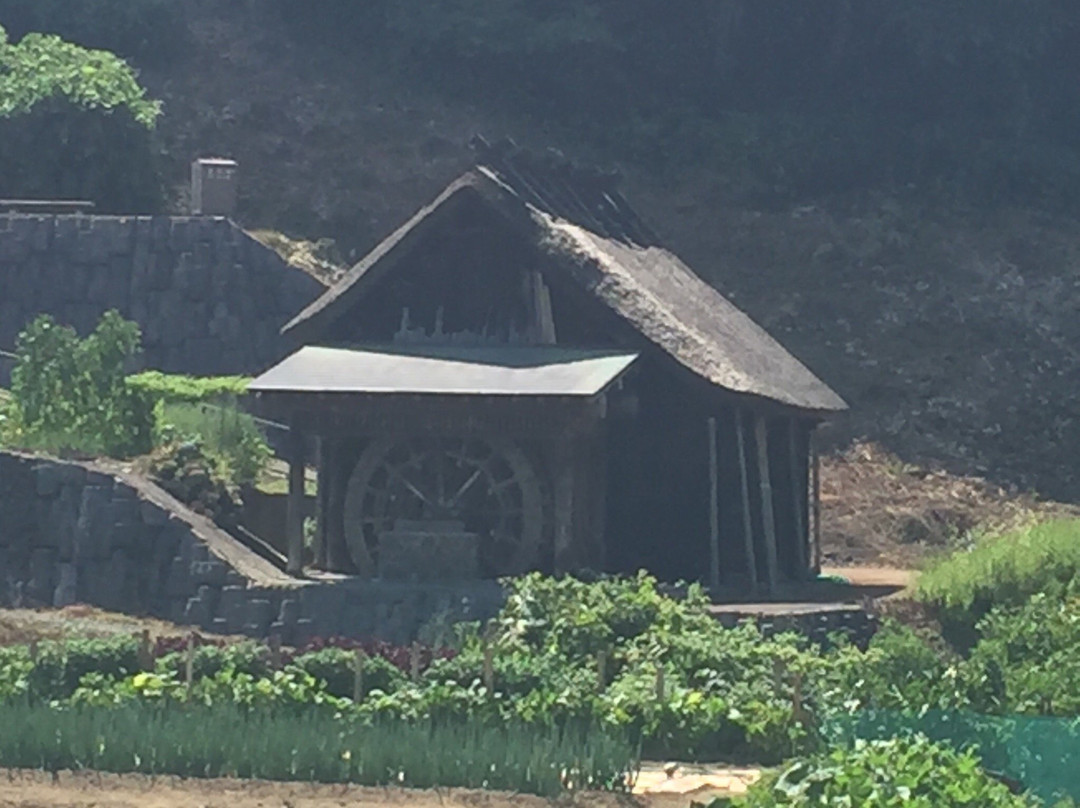Tamugimata Layered Housing-鹤冈市必去景点