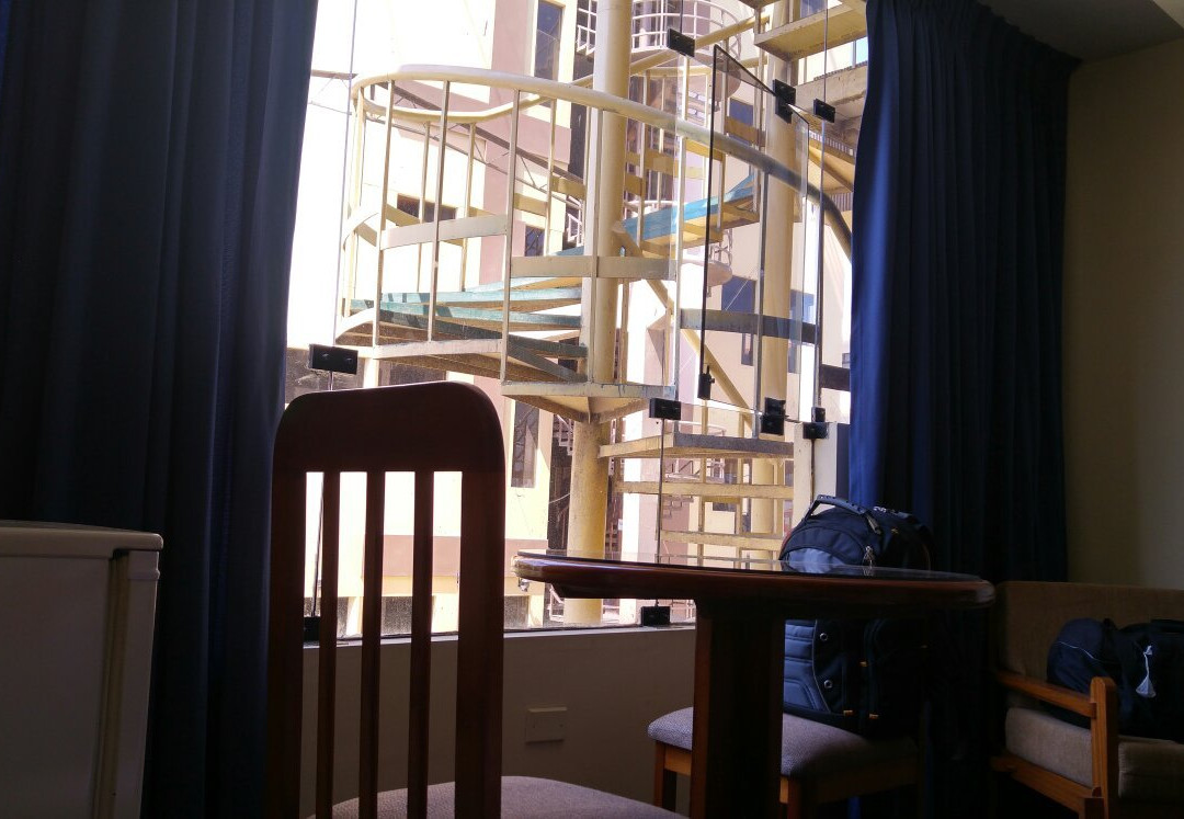 Gloria Plaza Hotel主图