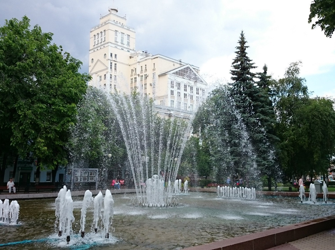 Koltsovskiy Park景点图片