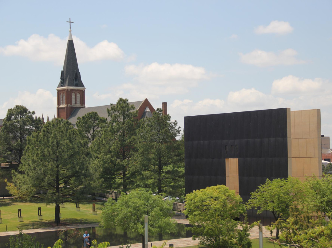 St. Joseph Old Cathedral-俄克拉何马城必去景点