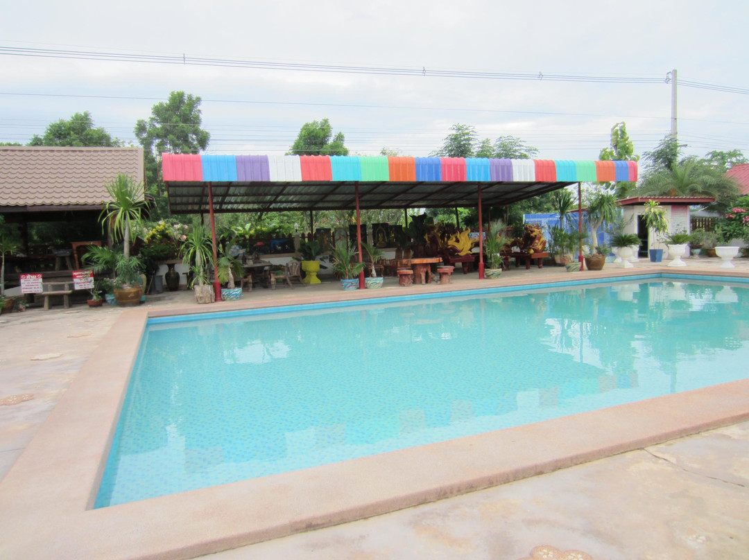 Apinya Resort