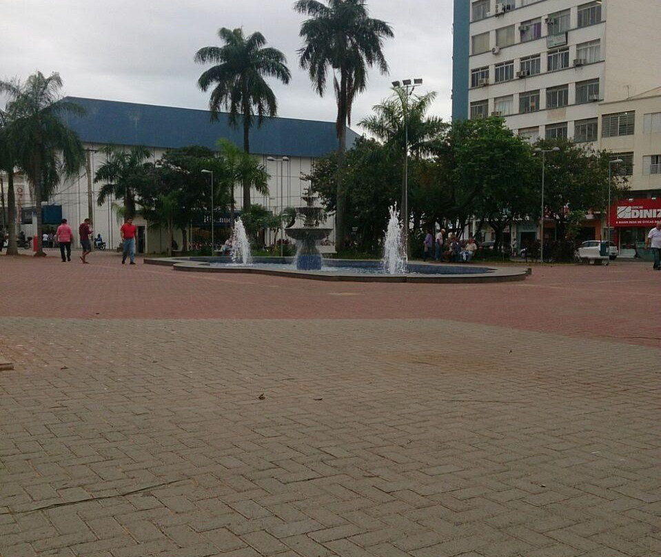 Praça Rui Barbosa-Aracatuba必去景点