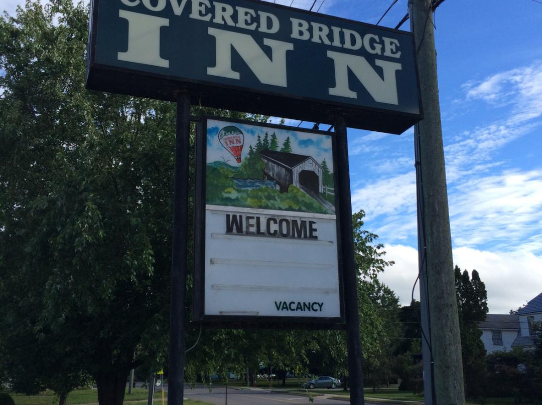 Covered Bridge Inn主图
