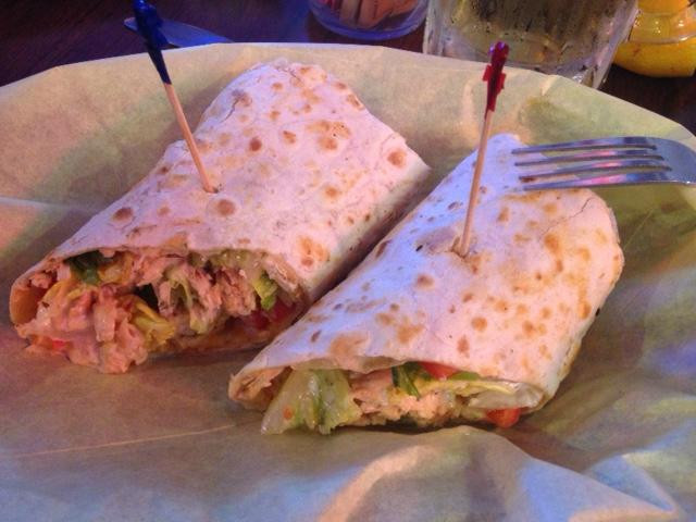 Mead餐馆和美食-Sneaky Tiki Restaurant