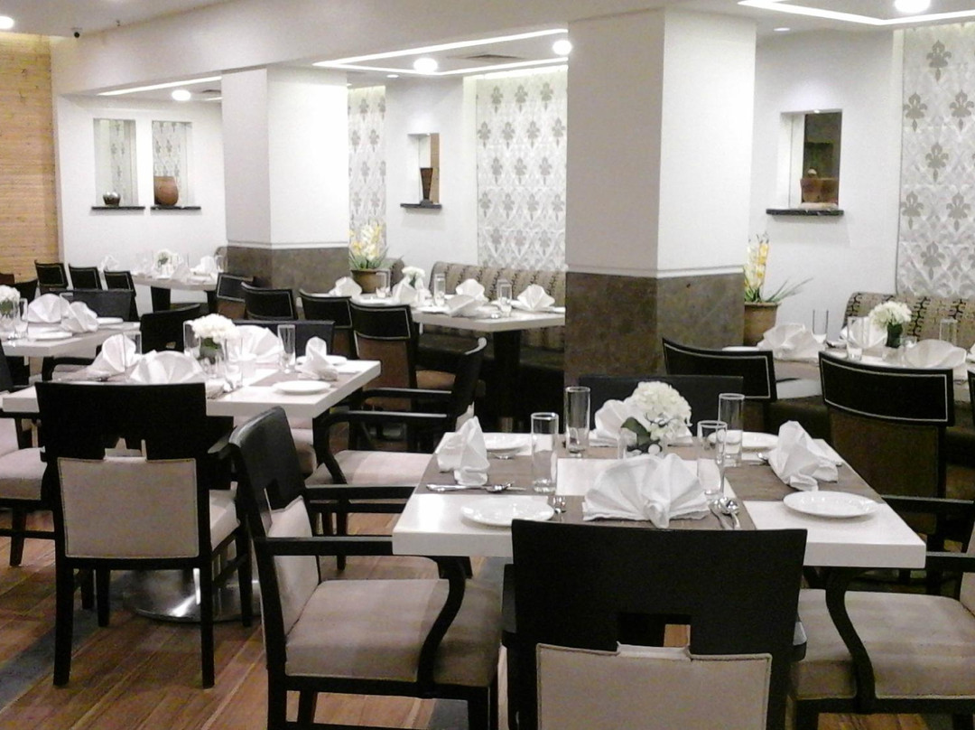 Naroli餐馆和美食-Zodiac - Multicuisine Restaurant