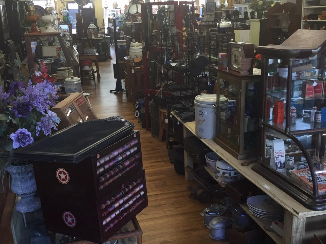 Duncan Depot Antiques-Palestine必去景点