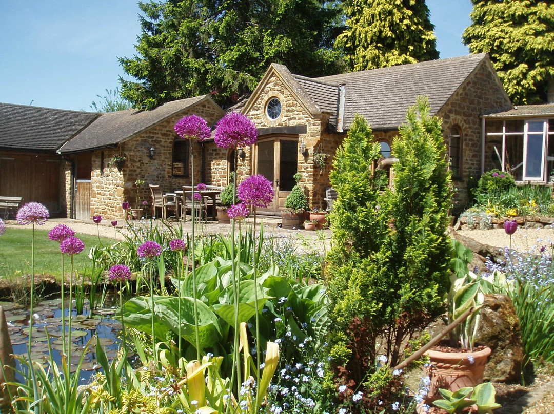 Manor Cottage主图