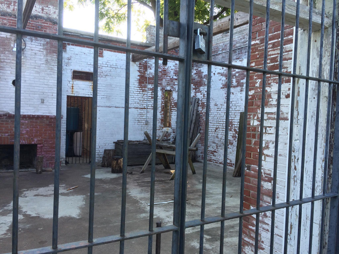 Fort D Historic Site-开普吉拉多必去景点