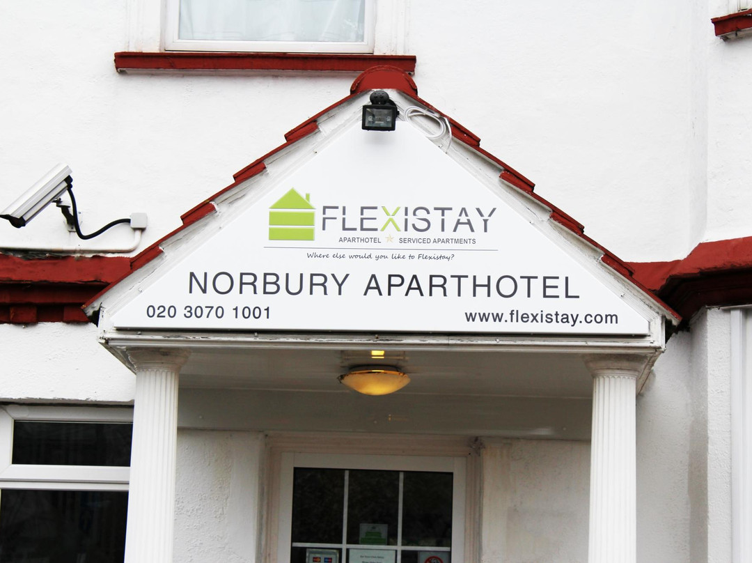 Thornton Heath酒店住宿-Norbury新月酒店